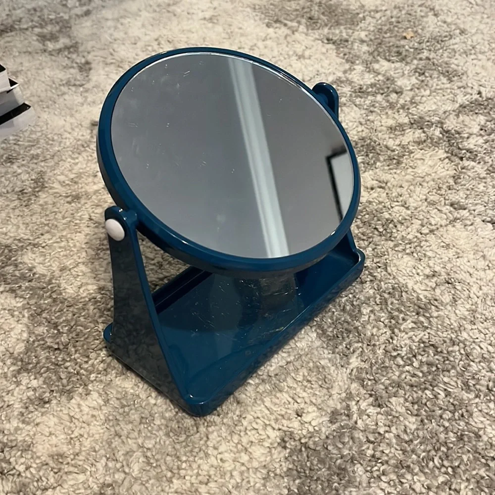 Target Mainstays brand tiny mirror